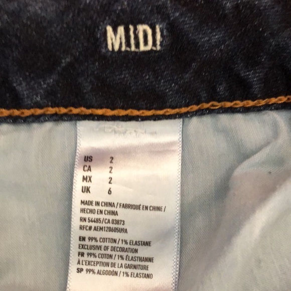 American Eagle jean shorts size 2 - Picture 4 of 4